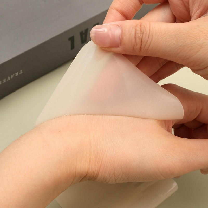 Silicone Breast Lift Tape Self - مراجعة Strapless Bra Adhesive وسعره